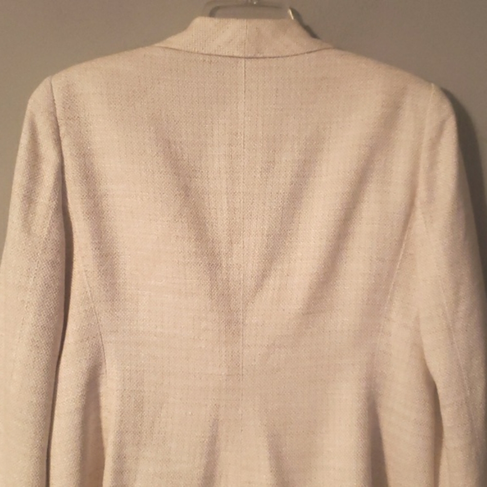 Armani Collezioni Cream Blazer - Picture 12 of 16